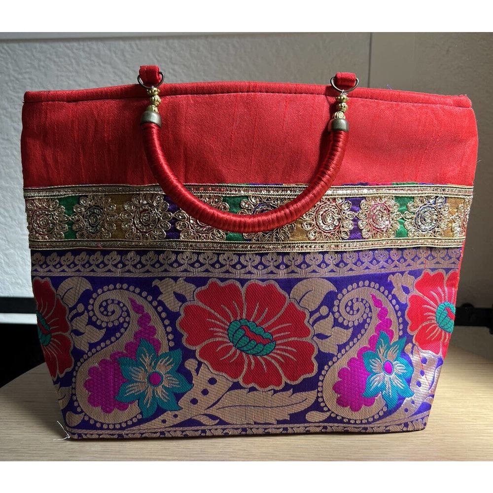 National Handloom Ladies Decorative Red Floral Fashion / Party Purse